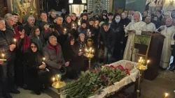 Lágrimas, aplausos e gritos por "Navalny" no funeral do opositor russo