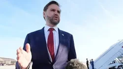 JD Vance avisa o Irão para não "brincar" com os EUA durante as conversações no Paquistão