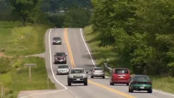 State urgers drives to slow down on move over on roads