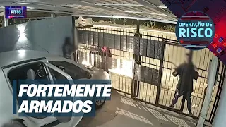 TERROR AT THE FRONT DOOR! Bandits hold family at gunpoint and take everything!