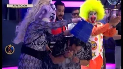 Renata Dragón le avienta tina con agua a Chencho  Es Show