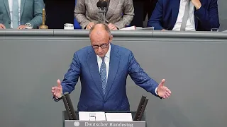 Merz accuse l’AfD de vouloir un "nettoyage ethnique", Weidel : "La coalition noir-rouge, c’est fini"