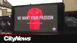 Канадская футбольная ассоциация организовала обмен футболками для итало-канадских болельщиков.