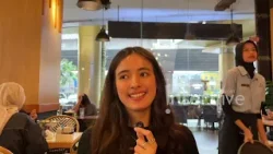 Mawar de Jongh Happy Bisa Jalan-jalan di Yogyakarta Saat Break Syuting Film Mawar de Jongh Happy Bisa Jalan-jalan di Yogyakarta Saat Break Syuting Film