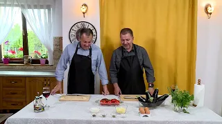 România în bucate: Cartofi umpluți cu carne tocată și vinete "evantai" la cuptor @TVR Tg Mureş)