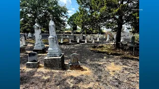 Fire damages historic cemetery in Denton, TX