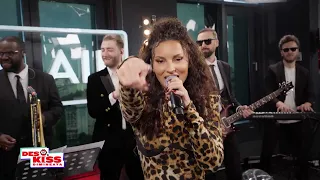@ami-official - Să Danseze Fetele (LIVE @ KISS FM) #premiera