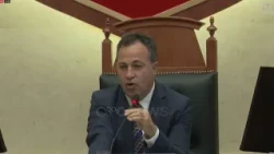 PD nuk lëshon foltoren, Niko Peleshi ndërpret sërish seancën: Do të fillojmë kur…