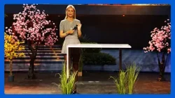 Monika präsentiert eine Fahrradpumpe als Angebot der Woche @PEARL-TV