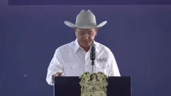 Colocación de la primera piedra de la Unidad de Mejoramiento Genético UAA, SEDRAE y ACREA