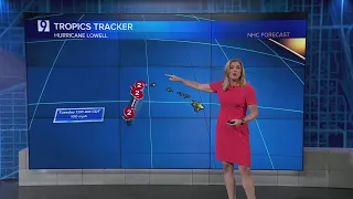 Hawaii residents told to expect tropical storm conditions as Hurricane Lowell passes to the west