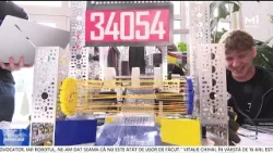 Campionat de robotică la Chișinău: 250 de elevi pasionați de tehnologii și-au prezentat invențiile