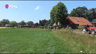 Oldtimertrekkerclub de Twentse Rakkers uit Den Ham bezoekt museumboerderij Oud Bergentheim