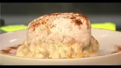 Chef John Corea prepara ballotine de pollo con champiñones y crema dulce