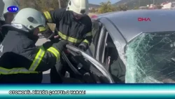 OTOMOBİL DİREĞE ÇARPTI 2 YARALI