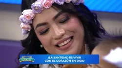 😇✨ #Holywins | Martha Almendarez les compartió pequeñas historias de santos a los niños presentes