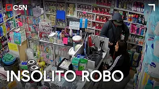 UNBELIEVABLE: HE ROBBED A KIOSK AND SAID GOODBYE WITH A KISS