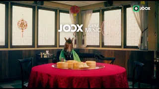 🐎💨 เสียงม้าซ่าเม้าท์ฉ่ำ...กลางกอง โปรดใช้วิจารณญาณ... เสพข่าวม้า 🤫 #JOOX100แรงม้า #GMMMusic