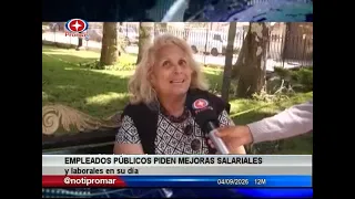 Public employees demand salary and labor improvements on their day