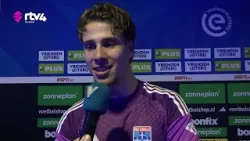 Doelman Tom de Graaff van PEC Zwolle na de 3 - 1 winst tegen AZ