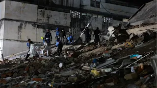 At least 164 dead and 971 injured after Venezuela earthquakes