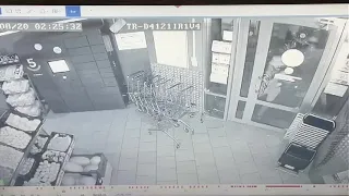 Two Ivanovo residents crawled into a store and stole food.