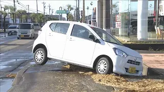 Fukui Heavy Rain: The Morning After; Intense Heat Hits the Prefecture, Abandoned Cars Remain on R...