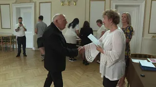 82 évesen vehette át érettségi bizonyítványát