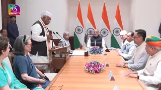 Mallikarjun Kharge (INC) takes oath as a re-elected member of Rajya Sabha | 29 June 2026