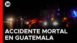 ?? Autobús cae por un precipicio en Guatemala y deja al menos 15 muertos