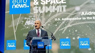 Посол США раскритиковал оружейную инициативу ЕС "Покупай европейское"