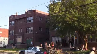 Dozens displaced after city declares Milwaukee apartment building unsafe