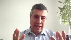 Quais estratégias ajudam a evitar pragas e insetos vetores no algodão?