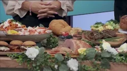 Пасхальный бранч-буфет Red Cow в Рочестере: вафельный бар, станция для нарезки мясных деликатесов...