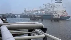 Europa enfrenta choque energético da guerra com o Irão: gás quase duplica de preço