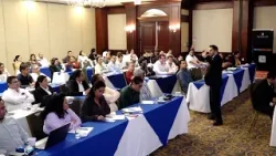 Empresarios se actualizan en temas tributarios