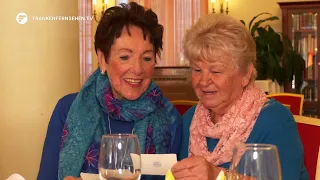 100-Year-Old Teacher Celebrates with Her Former Class: A Reunion After Over 70 Years