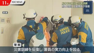 Kanzaki Police conduct rescue training at facility slated for demolition to simulate real-world c...
