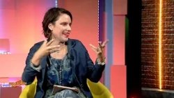 WHAT A BUSINESS POCKET: VELIA NAZZARRO