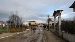 Rruga “Bekim Fehmiu” sot më e qetë nga përmbytjet, banorët ankohet për dëmet Rruga “Bekim Fehmiu” sot më e qetë nga përmbytjet, banorët ankohet për dëmet