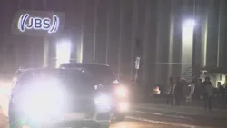 Рабочие JBS бастуют из-за предполагаемой несправедливой трудовой практики.