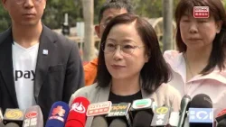 的士須有電子繳費首日　新任運輸署署長謝詠誼視察實施