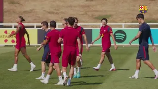 Partido de entrenamiento del Barça antes del regreso de su concentración en Inglaterra