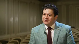 Dirijorul Cristian Măcelaru şi  Ada Hausvater, despre importanţa artei în rândul tinerilor