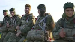 36 белгородских курсантов военно-патриотических клубов отправились в Подмосковье прыгать с парашютом 36 белгородских курсантов военно-патриотических клубов отправились в Подмосковье прыгать с парашютом