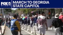 Протестующие прошли маршем к зданию Капитолия штата Джорджия | FOX 5 News