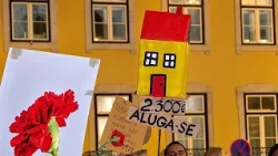 Португалия: в Лиссабоне протестуют у парламента из‑за жилищного кризиса