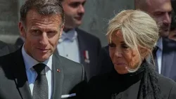 Vaticano, l’incontro tra Papa Leone e il presidente francese Macron