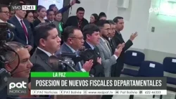 Fiscal general interino posesiona a nueve fiscales departamentales