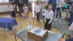 A Kistáltos ovisok rajzkiállítással és szülinapi tortával ünnepelték az óvoda évfordulóját.